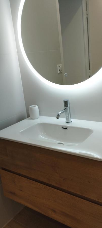 Studio Moderne, Place Parking Prive, Emplacement Ideal A 100 M Du Lac. Annecy Extérieur photo